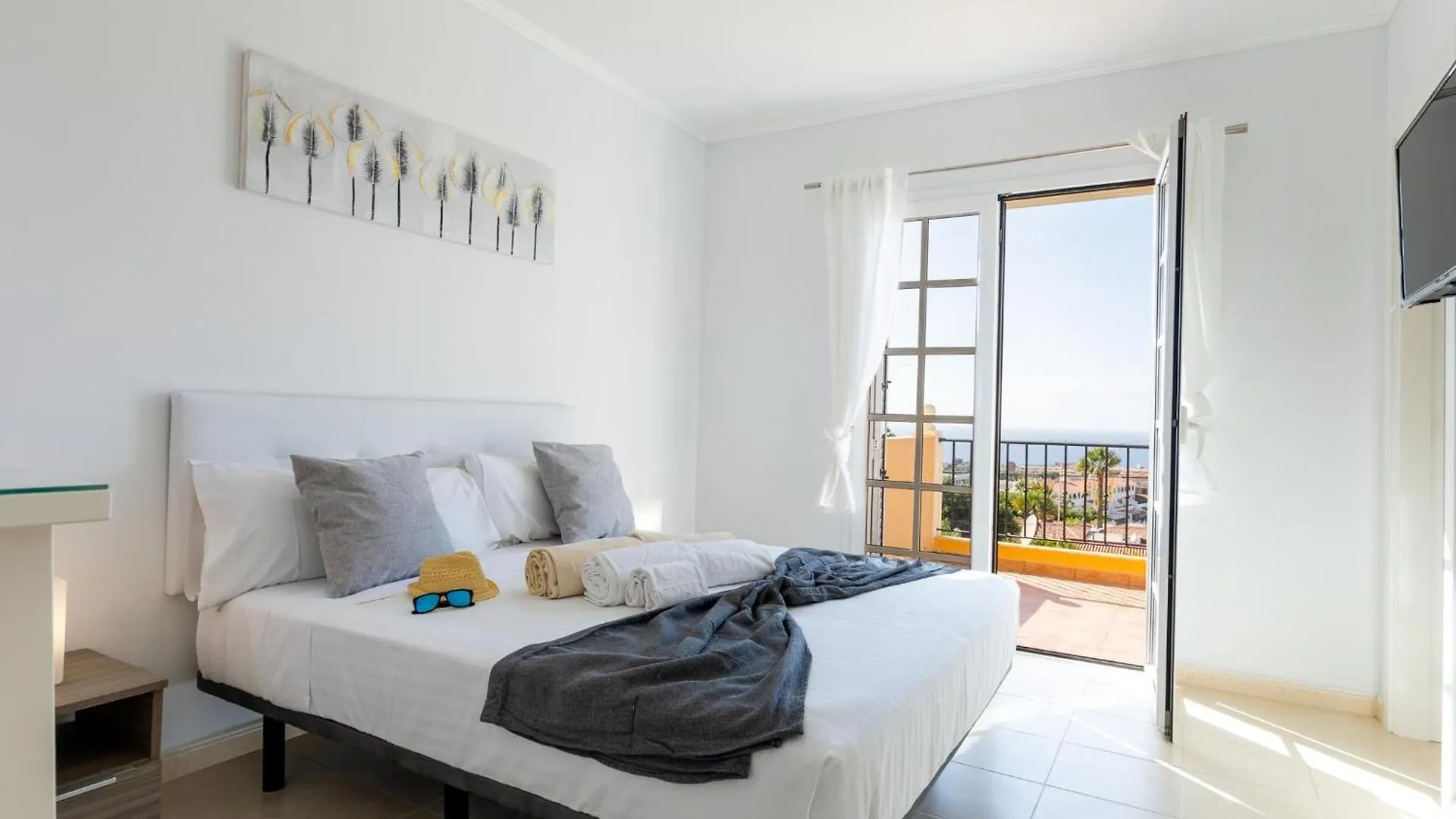 Incredible Villa Fuente, Ocean View, Heated Pool! Costa Adeje  Casa de Férias Costa Adeje (Tenerife)
